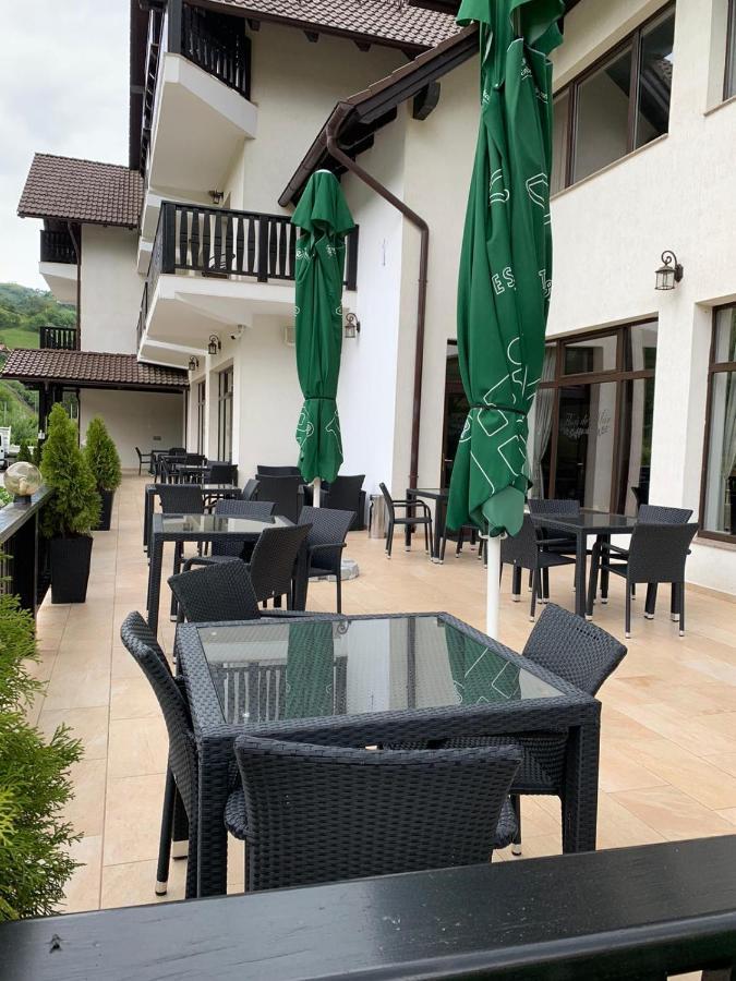 Flori De Mar Hotel Poiana Mărului Esterno foto